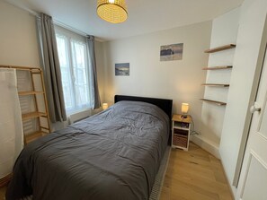 1 quarto, roupa de cama