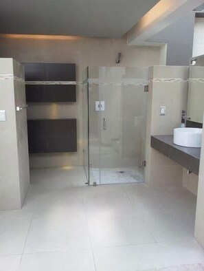 Bathroom - Hotel Teocalli Tula (Tula de Allende)
