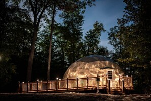 Exterior - Lakeside Calm at Dimensions | Cabin One (Algonquin Highlands)