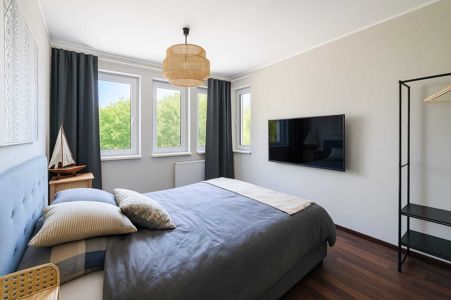 3 slaapkamers, een bureau, een strijkplank/strijkijzer, gratis wifi