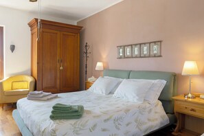 2 Schlafzimmer, Bügeleisen/Bügelbrett, WLAN, Bettwäsche