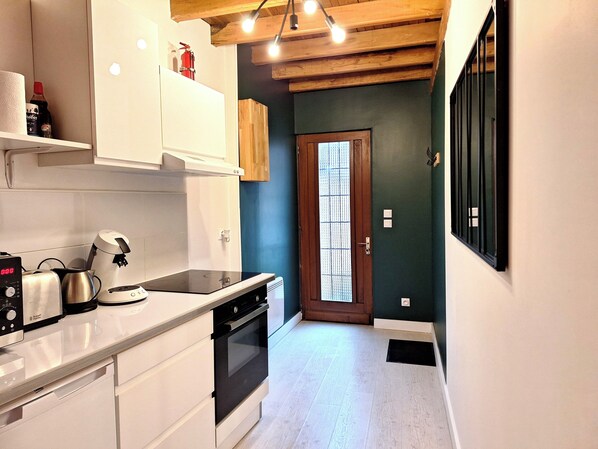 Microwave, oven, stovetop