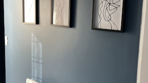 Unclassified image, 3 of 13, button - Downtown, quiet and fully equipped F1, wifi (Troyes)