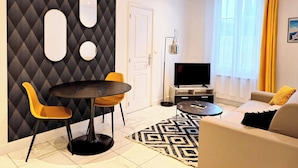 Unclassified image, 5 of 13, button - Downtown, quiet and fully equipped F1, wifi (Troyes)