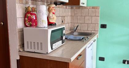 Studio apartment beautiful view. fresh and bright In the park of 5TERRE