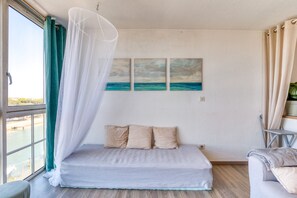 1 chambre, fer et planche Ă repasser, Wi-Fi, draps fournis