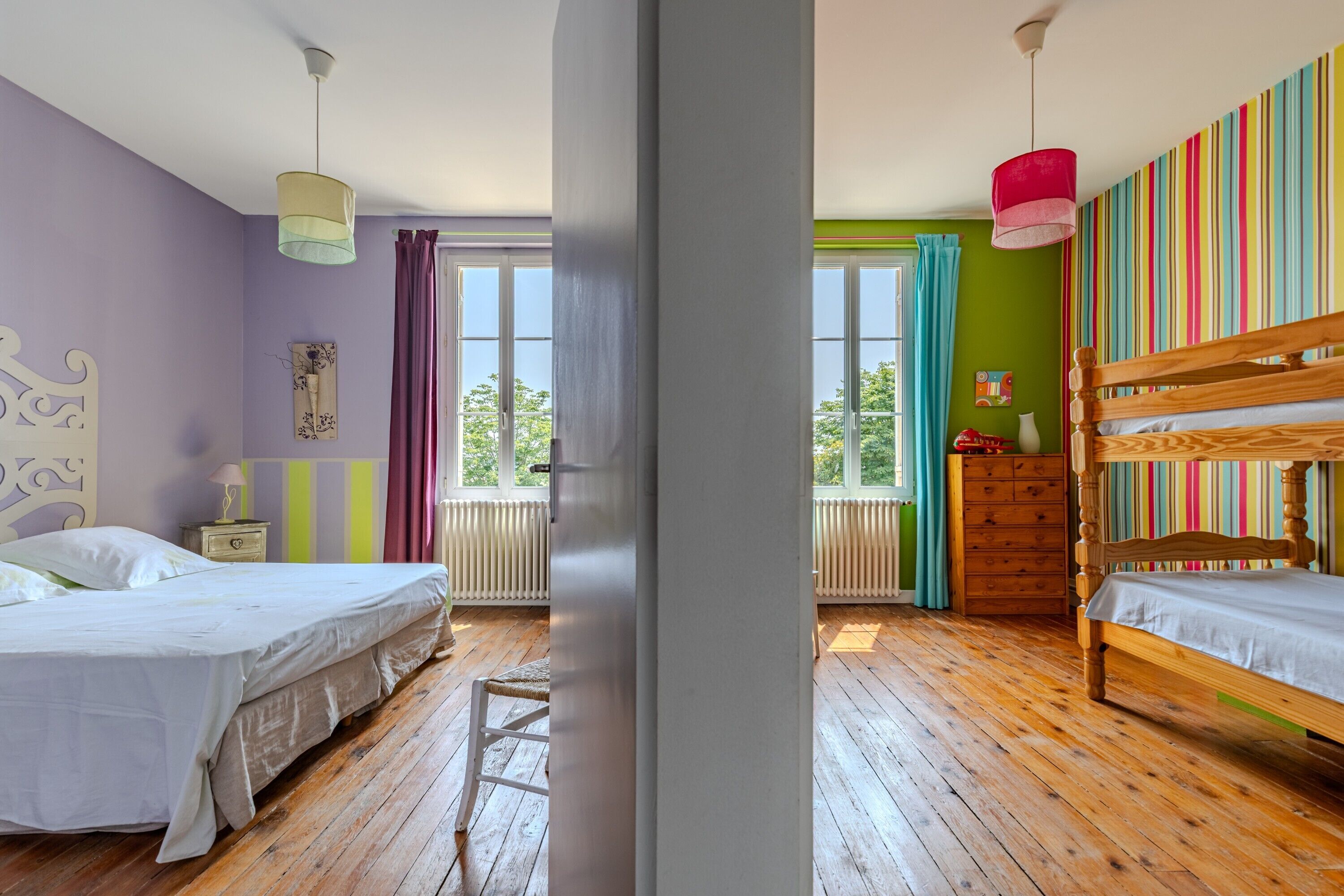 4 chambres, fer et planche à repasser, Wi-Fi, draps fournis