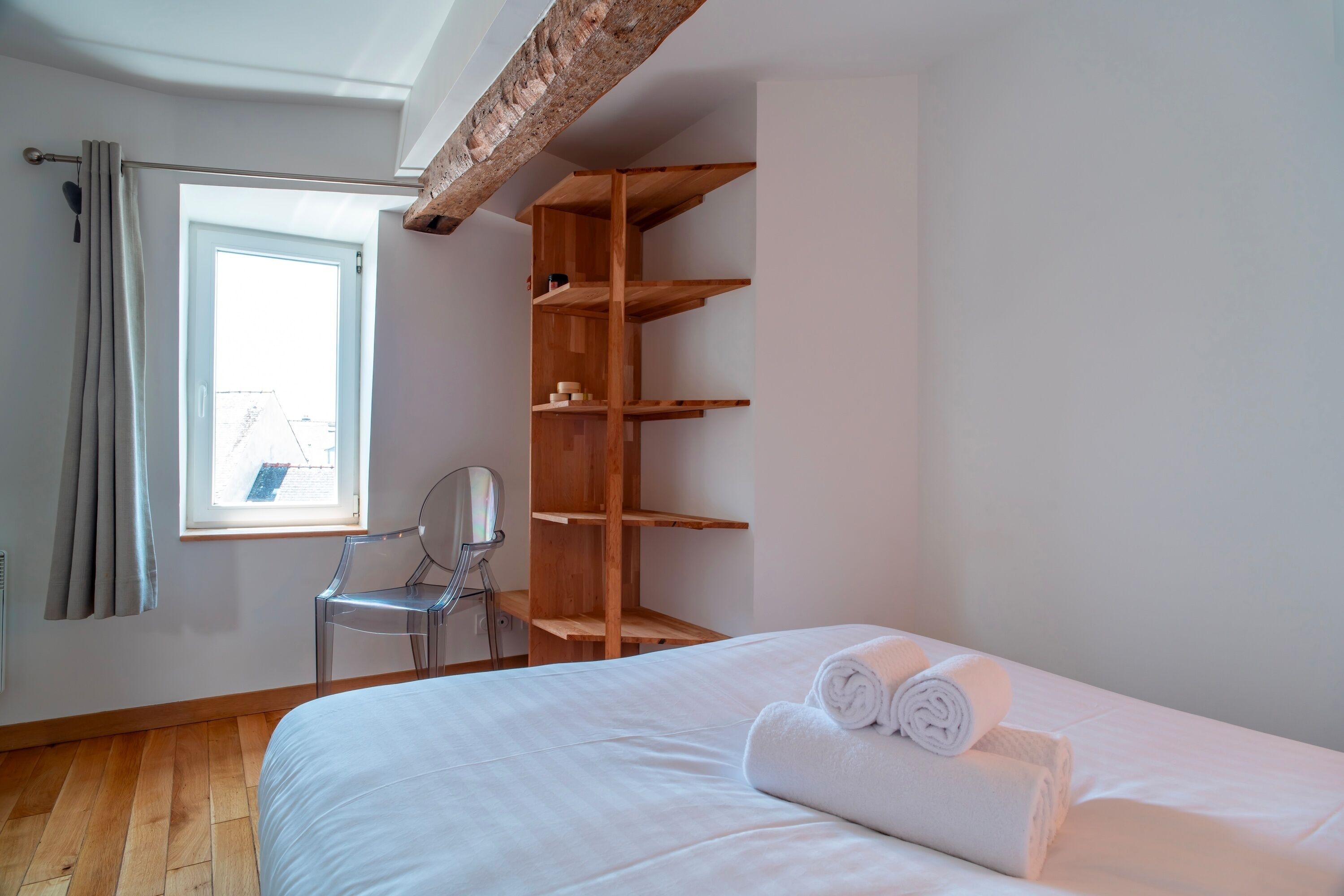 2 chambres, fer et planche à repasser, Wi-Fi gratuit, draps fournis