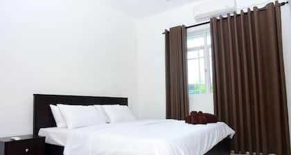 Tropical Haven – Fully Air Conditioned Modern Luxury 3 Bed Room Villa in Negombo