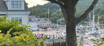 Maine Coast Mountain Retreat