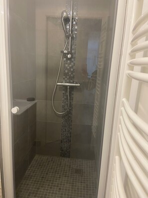 Towels, toilet paper