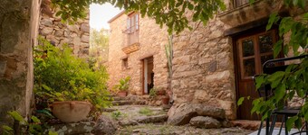 Villa 'Toniasole' with Sea View, Wi-Fi and Air Conditioning