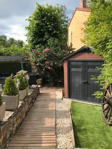 Maison 'Les Colibris 3 - Spa - 6 Personnes ' avec Terrasse Privée, Wi-Fi et Climatisation