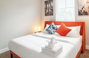 2 habitaciones, tabla de planchar con plancha, wifi y ropa de cama