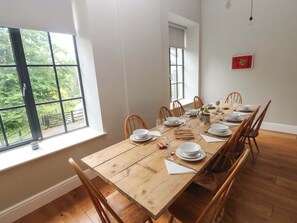 Dining - The Old Creamery (Llandeilo)