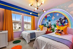 5 chambres, fer et planche à repasser, Wi-Fi, draps fournis