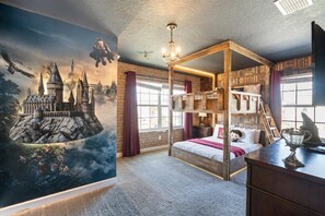 5 bedrooms, iron/ironing board, travel cot, WiFi