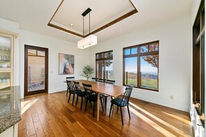 Huis, meerdere bedden, balkon, uitzicht op tuin (Wild Horse - #4800) | Interieur