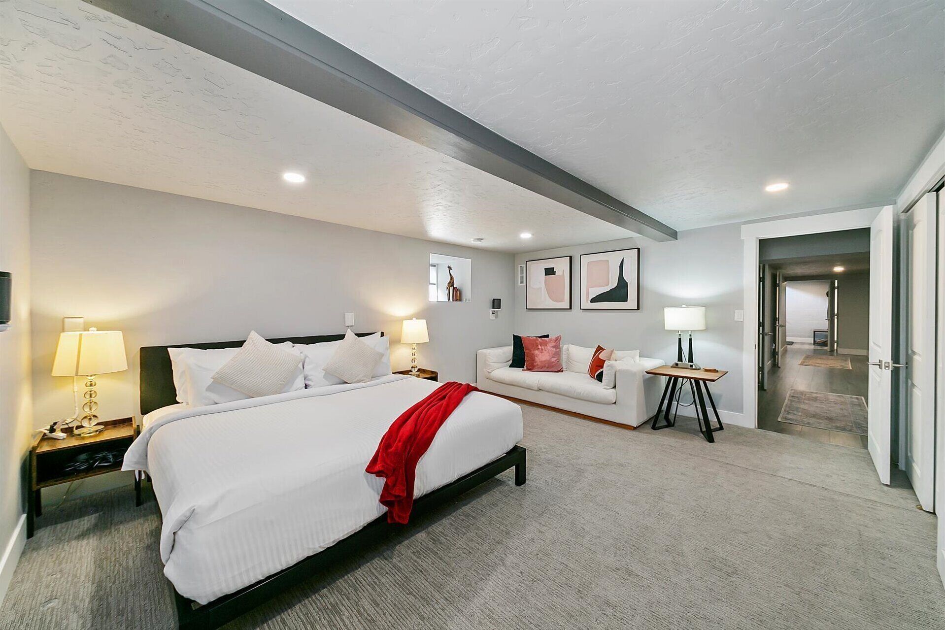 House, Multiple Beds, Hot Tub, Garden View (Jefferson - #1302) | 4 bedrooms, individually decorated, individually furnished, bed sheets