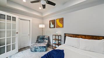 Hus, flere senger, spabadekar, hageutsikt (Jefferson - #1302) | 4 soverom, individuelt dekorert, individuelt innredet og sengetøy