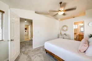 3 bedrooms, individually decorated, individually furnished, bed sheets