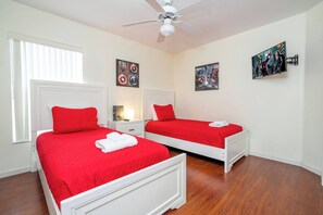 6 chambres, fer et planche à repasser, Wi-Fi, draps fournis