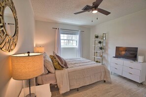 Iron/ironing board, WiFi, bed sheets