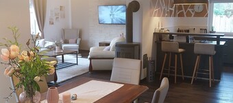 Idyllisches Ferienhaus am See - 2 Min. vom Strand entfernt