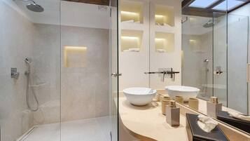 Shower, towels