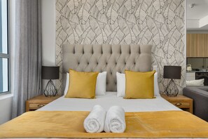 In-room safe, iron/ironing board, internet, bed sheets