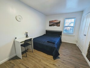 4 bedrooms, WiFi, bed sheets