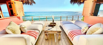 Introducing Stella Maris Exotic Cabanas! 
EXCLUSIVE property up to 4 guest!