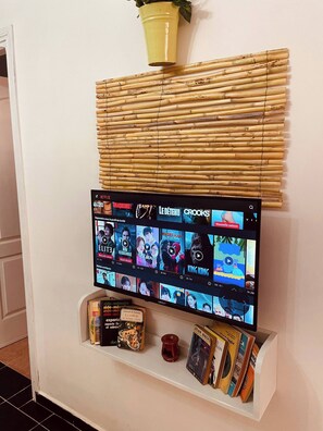 Apartment, 2 Bedrooms, Accessible, Smoking | Game room - Attractive Studio in Casablanca (Casablanca)