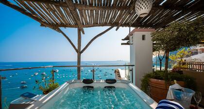 Room-breathtaking Suite With Sea View in