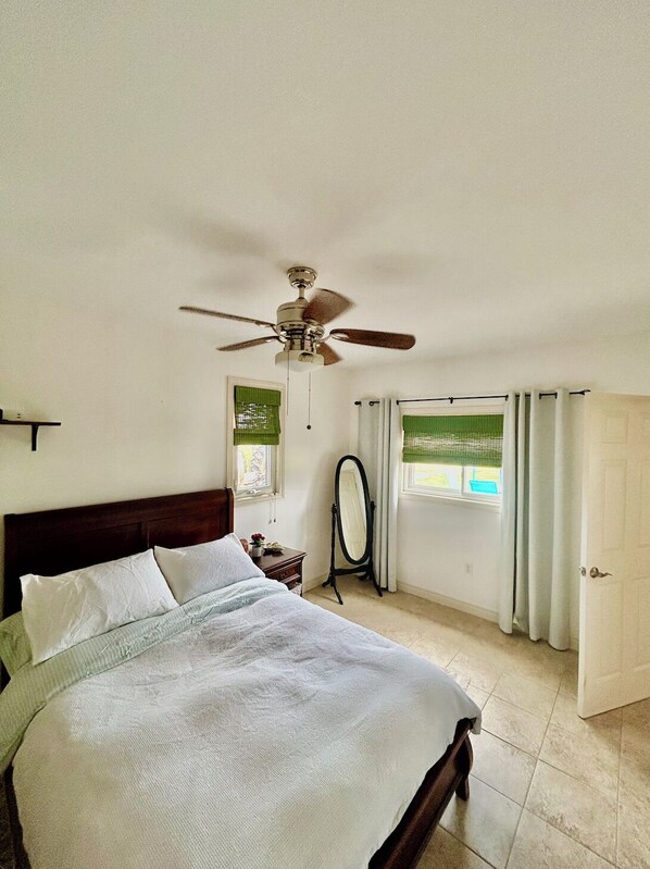 1 bedroom, iron/ironing board, travel cot, free WiFi