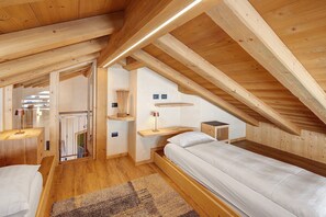 3 soverom, strykejern/-brett, wi-fi og sengetøy