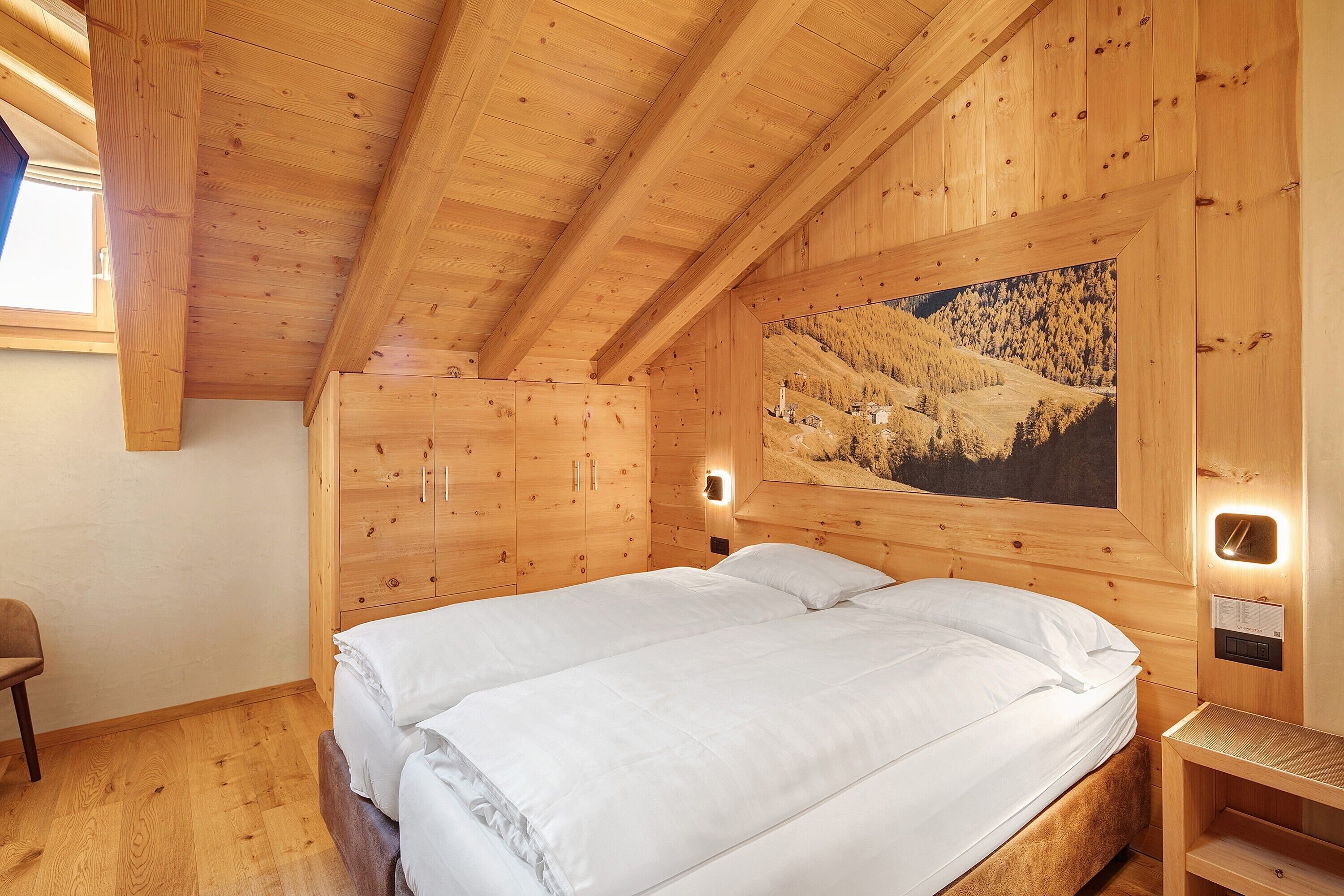 2 slaapkamers, een strijkplank/strijkijzer, wifi, beddengoed