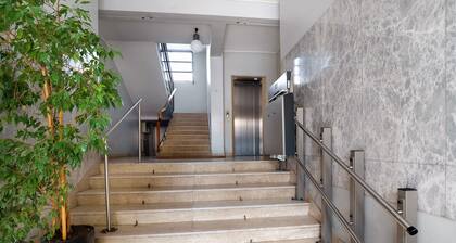 Apartment 'Venezia' with Private Terrace, Wi-Fi and Air Conditioning