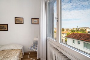 4 soverom, strykejern/-brett, wi-fi og sengetøy