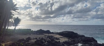 Escape to Pahoa! 3 Bed 2 Bath in Hawaiian Beaches