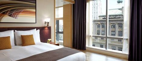 1 bedroom, in-room safe, desk, iron/ironing board