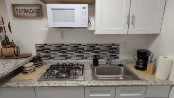 Microwave, stovetop, dishwasher