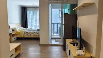 1 室のベッドルーム、WiFi