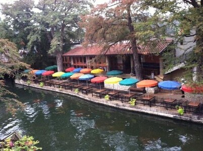 Wyndham Riverside Suites - 2 Bedroom Condo