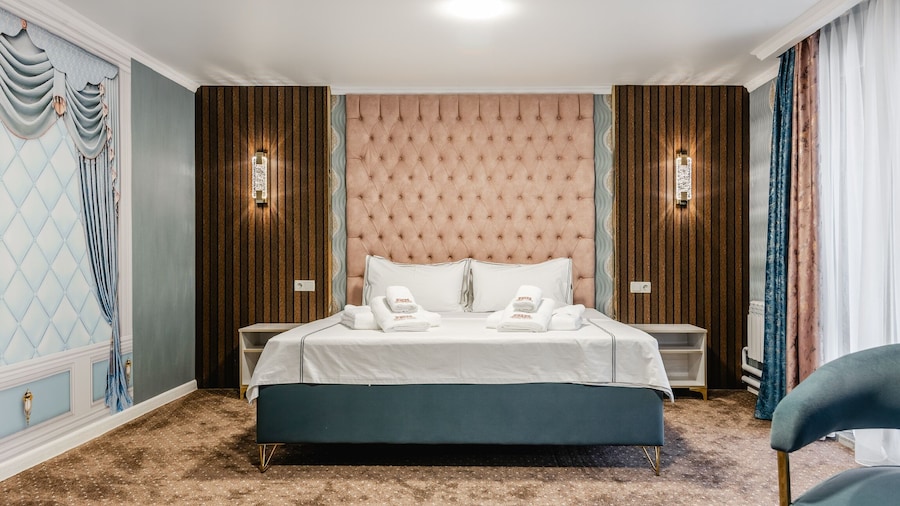 Rim Grand Hotel