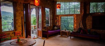 Dream House in Cordoba with Views to the Sierras, Grill and Carport
