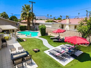 Pool - Hello Pool Spa Putt-Putt Billiards Games Firepit (Bermuda Dunes)