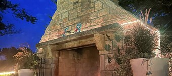 King Cabin Room Sunflower