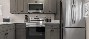 House of Blues Memphis • Spacious 3BR Home w/ Wi-Fi & Free Parking • Rated 10/10