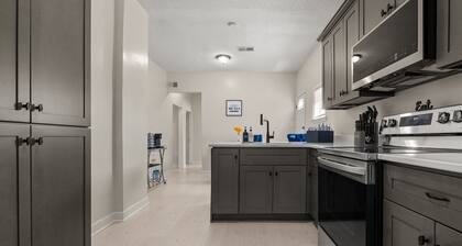 House of Blues Memphis • Spacious 3BR Home w/ Wi-Fi & Free Parking • Rated 10/10